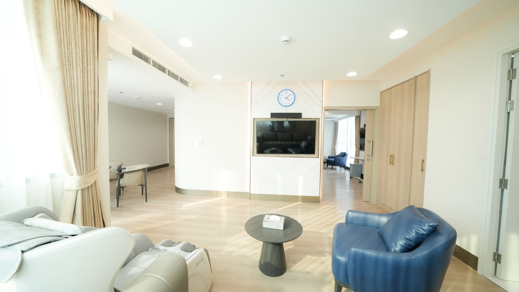 Grand Suvarnabhumi Suite (Elite Ward 15) ภาพที่ 8